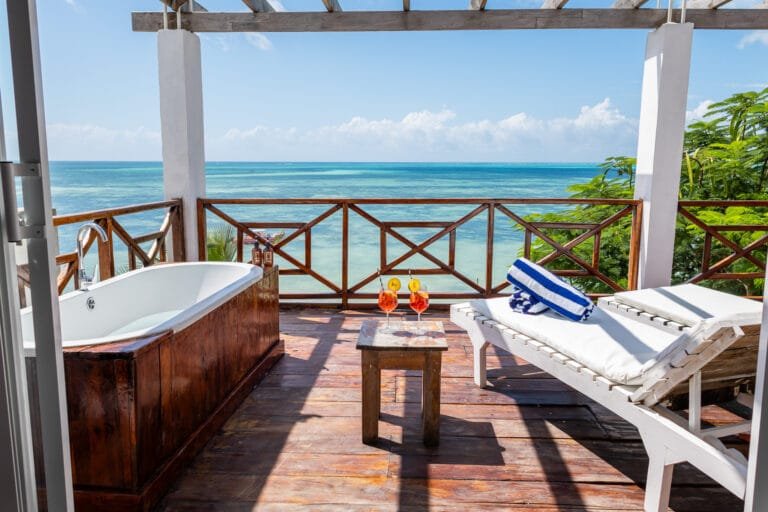 3F917D9B-3D79-4C4E-A110-865F40104F17