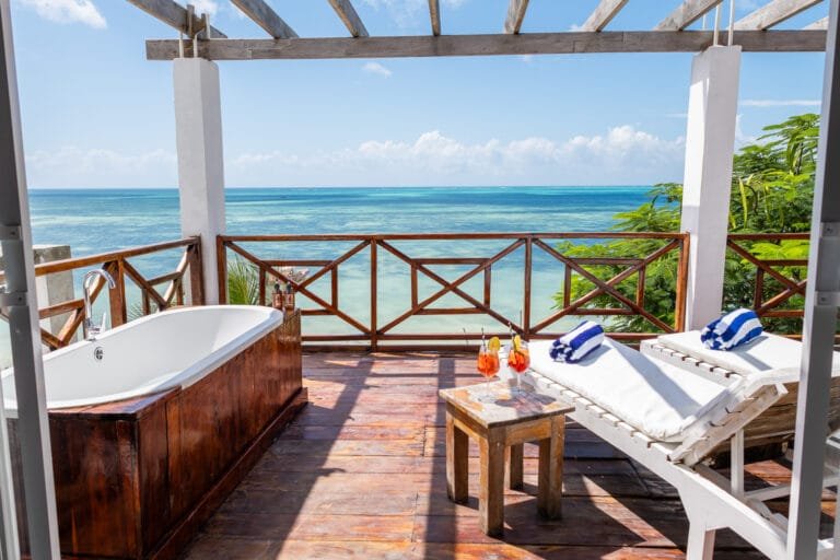 F54598EE-C83D-47EC-ADC4-68F700090EFC